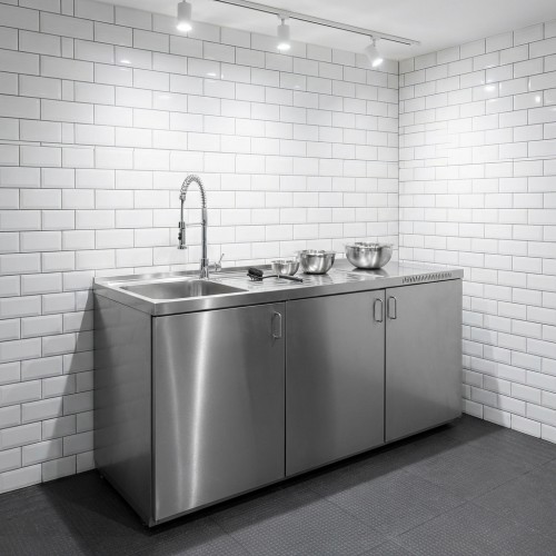 Pantryk&uuml;che aus Edelstahl 150 cm ohne K&uuml;hlschrank