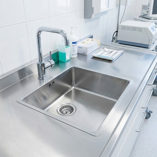 Medizinisches Edelstahlbecken New York 34x40 Medizinisches Edelstahlbecken New York 34x40