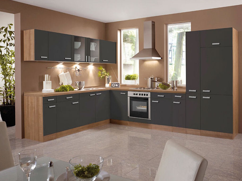 Hochschrank mit 4 Fächern für Vorräte und Geschirr