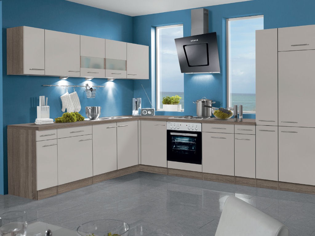 Hochschrank mit 4 Fächern für Vorräte und Geschirr