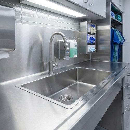 Medizinisches Edelstahlbecken New York 72x40 Medizinisches Edelstahlbecken New York 72x40