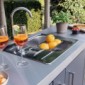 Outdoorküche 120 cm breit mit Apothekerschrank auf Rollen [31/36]