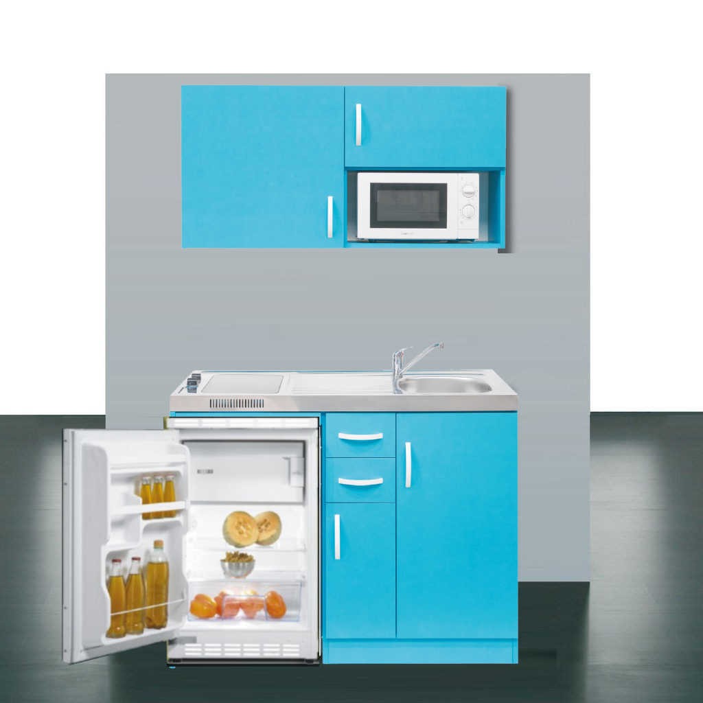 Miniküche mit Hängeschrank, Mikrowelle und Kühlschrank