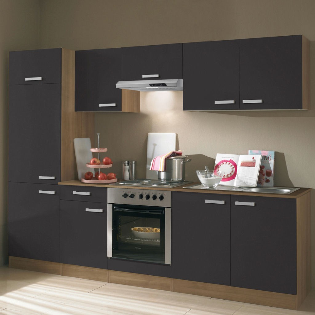 Küchenblock mit Schränken, Arbeitsplatte und Einbauspüle