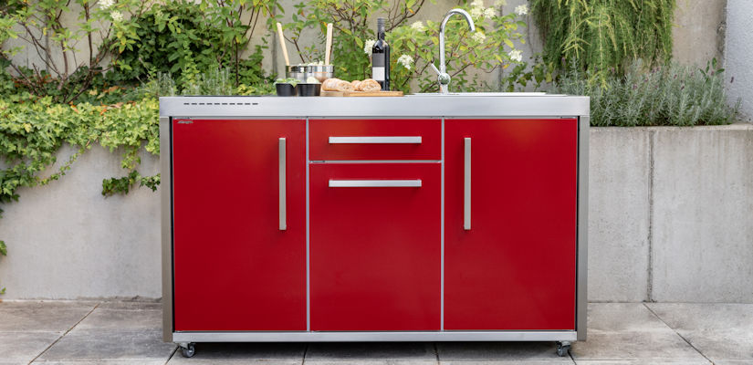Outdoor-Kueche aus Metall